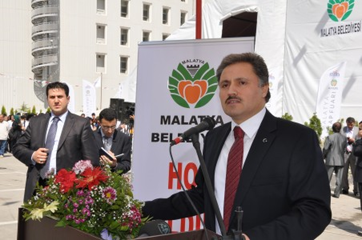 Çakır: Malatyalı, Okumayı Sever
