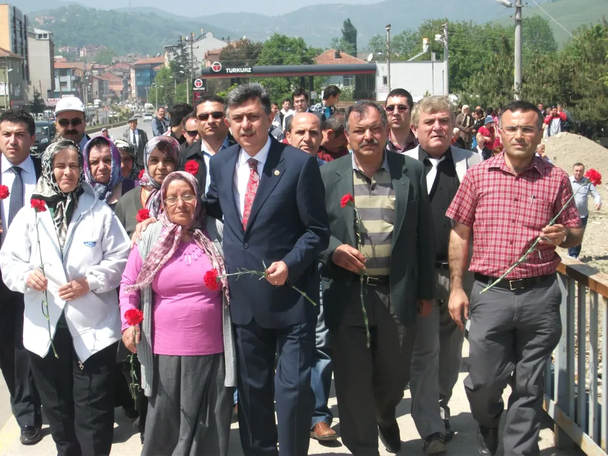 Çaycuma'da 1 Mayıs Buruk Kutlandı