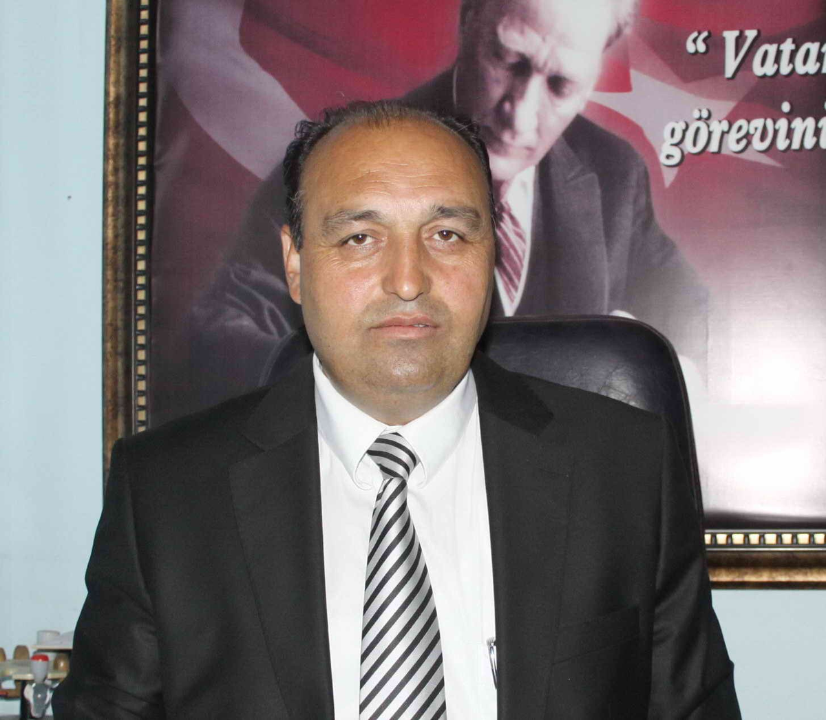 Demirel Simav\'a Zabıta Müdürü Oldu
