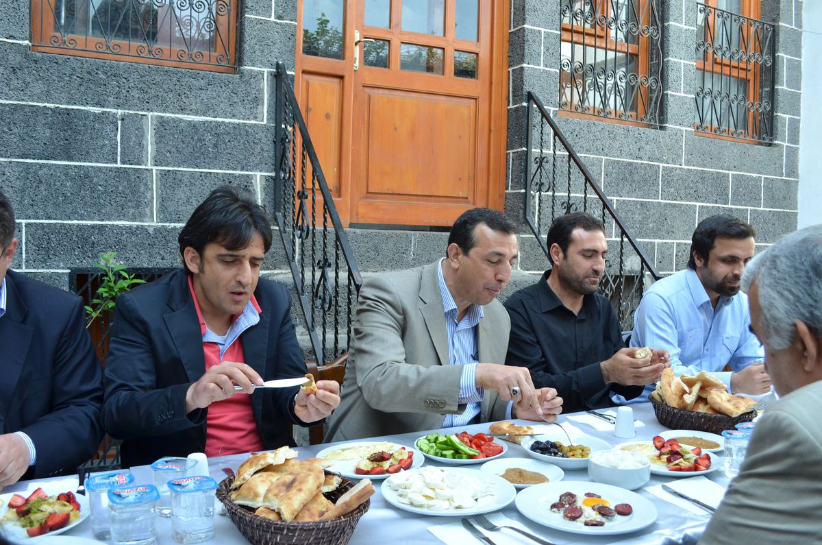 Diyarbakır'da Kürtçe Eğitim Veren Kreş Açıldı