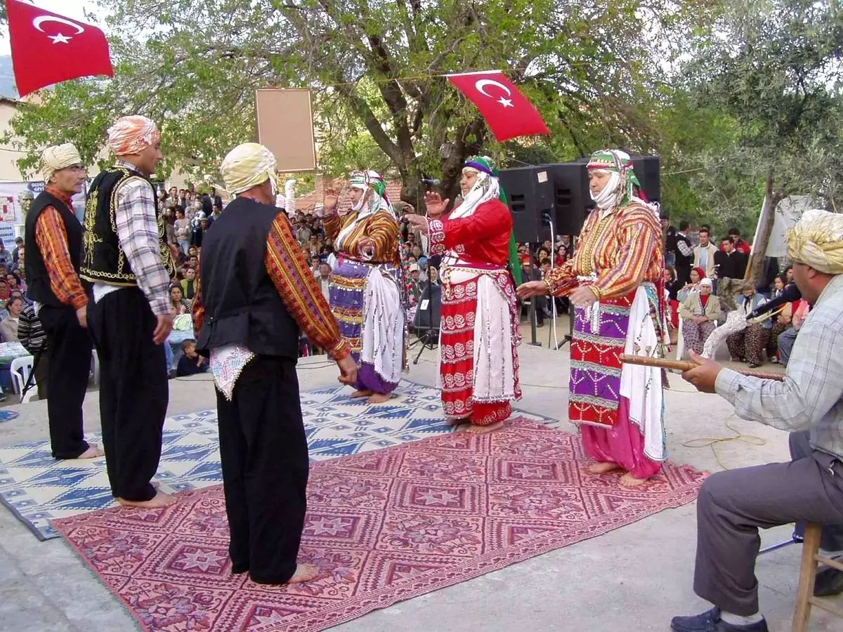 Edremit'te '16. Türkmen Şenliği' Düzenlenecek