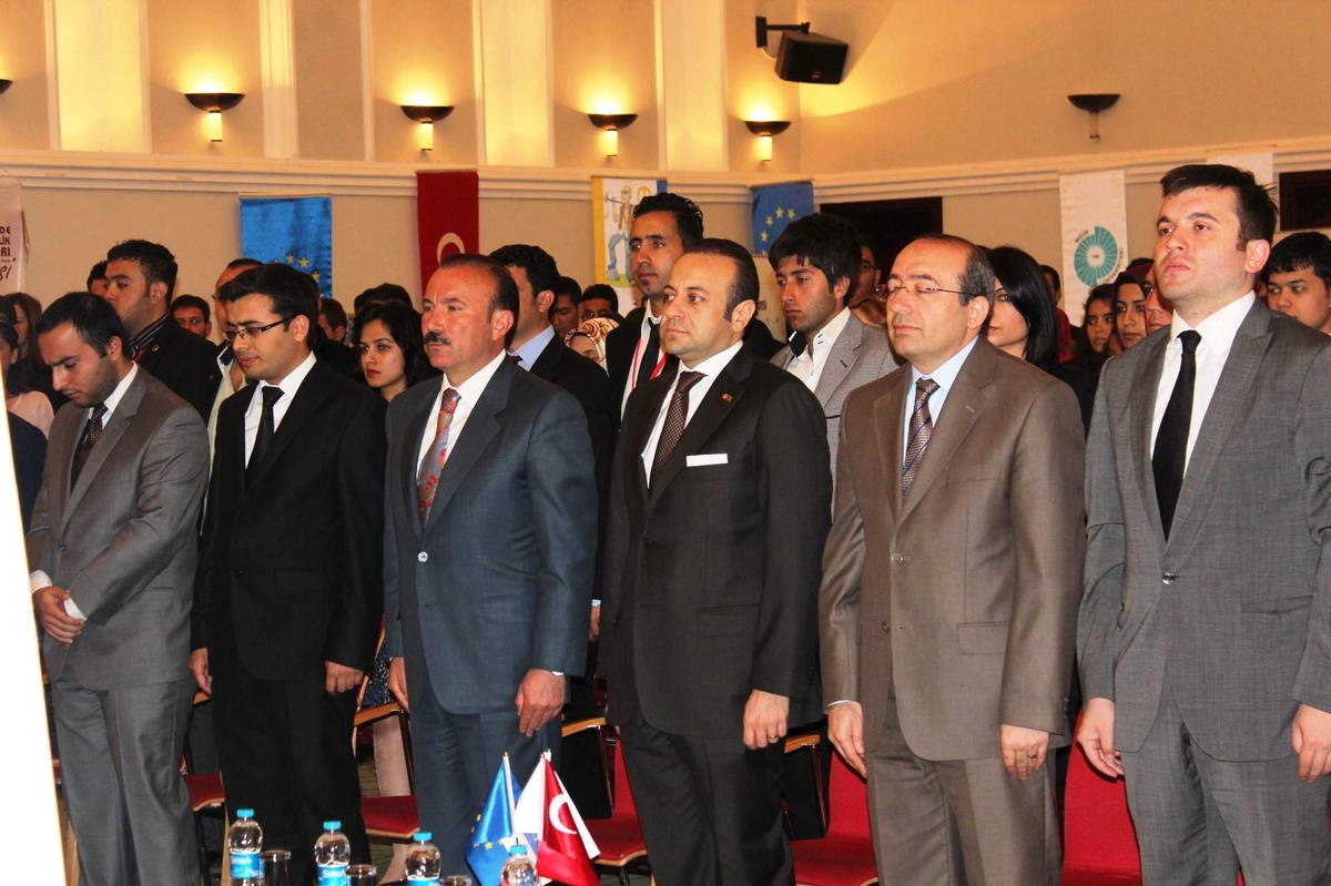 Egemen Bağış ve Nevzat Doğan Gençlerle Buluştu