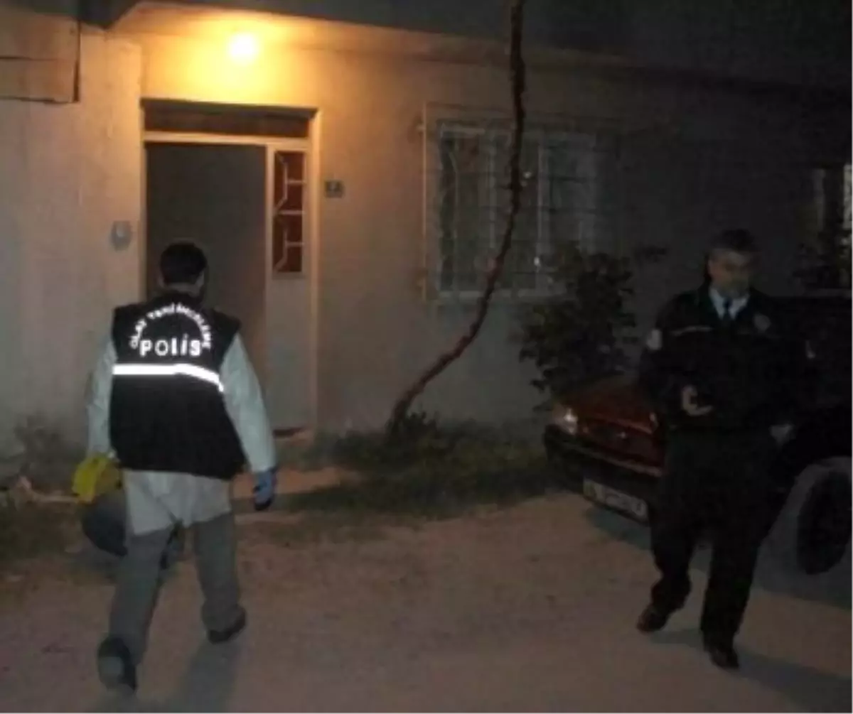 Eşinin Gözleri Önünde Tabanca ile İntihara Kalkıştı (2)