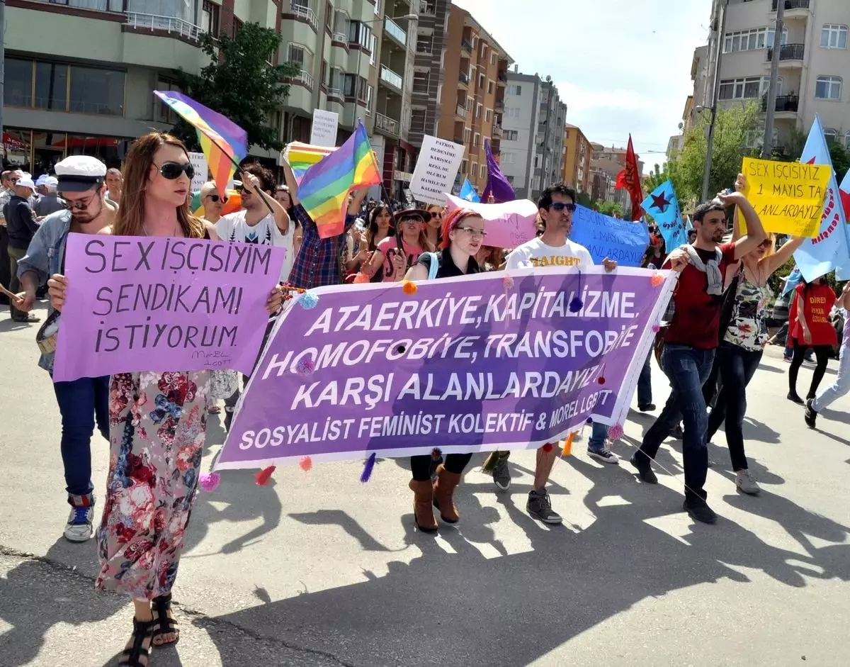 Eskişehir\'de Travestiler Sendika İstedi