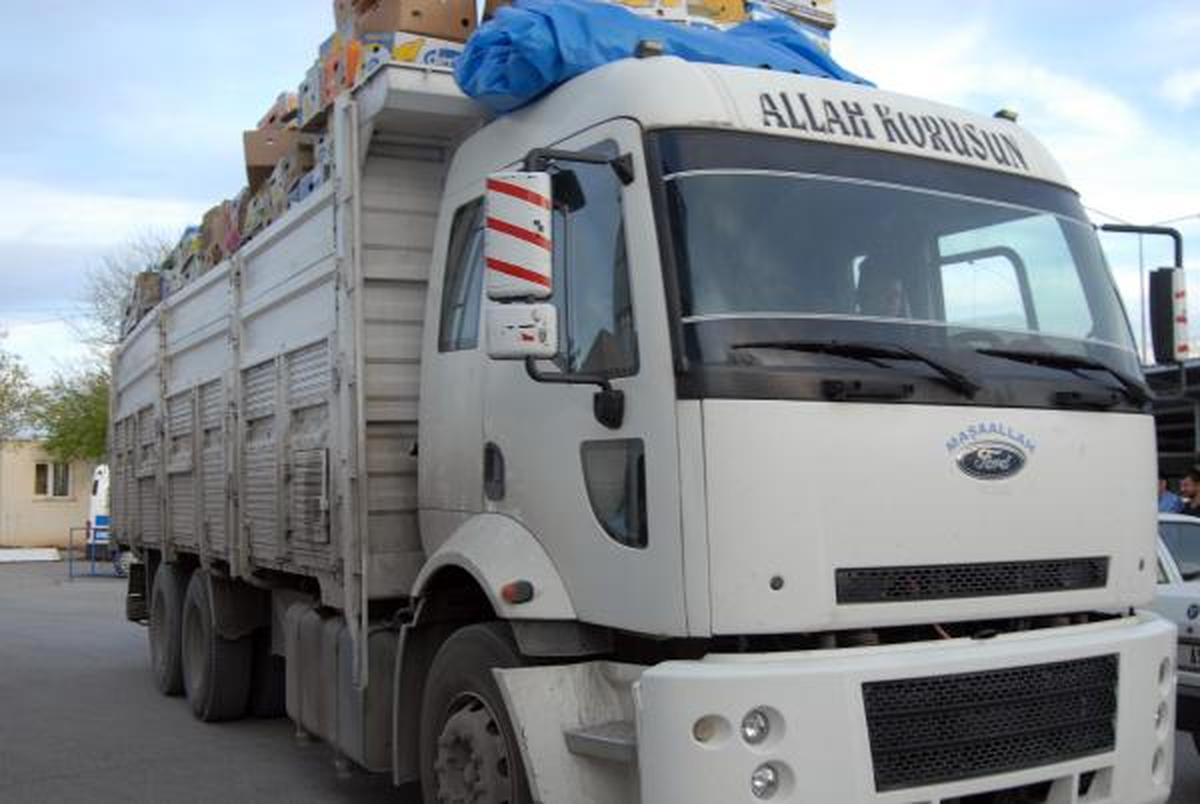 Karpuz Kamyonundan 60 Bin Paket Kaçak Sigara Çıktı