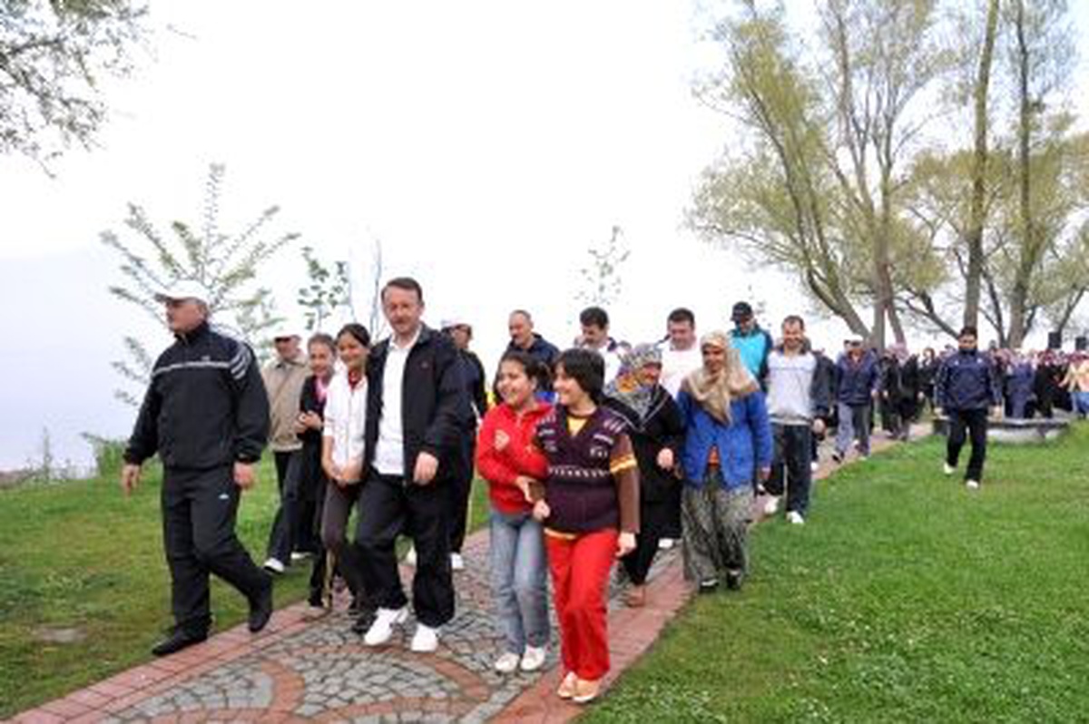 Kartepe\'de Cumartesi Yürüyüşleri Başlıyor
