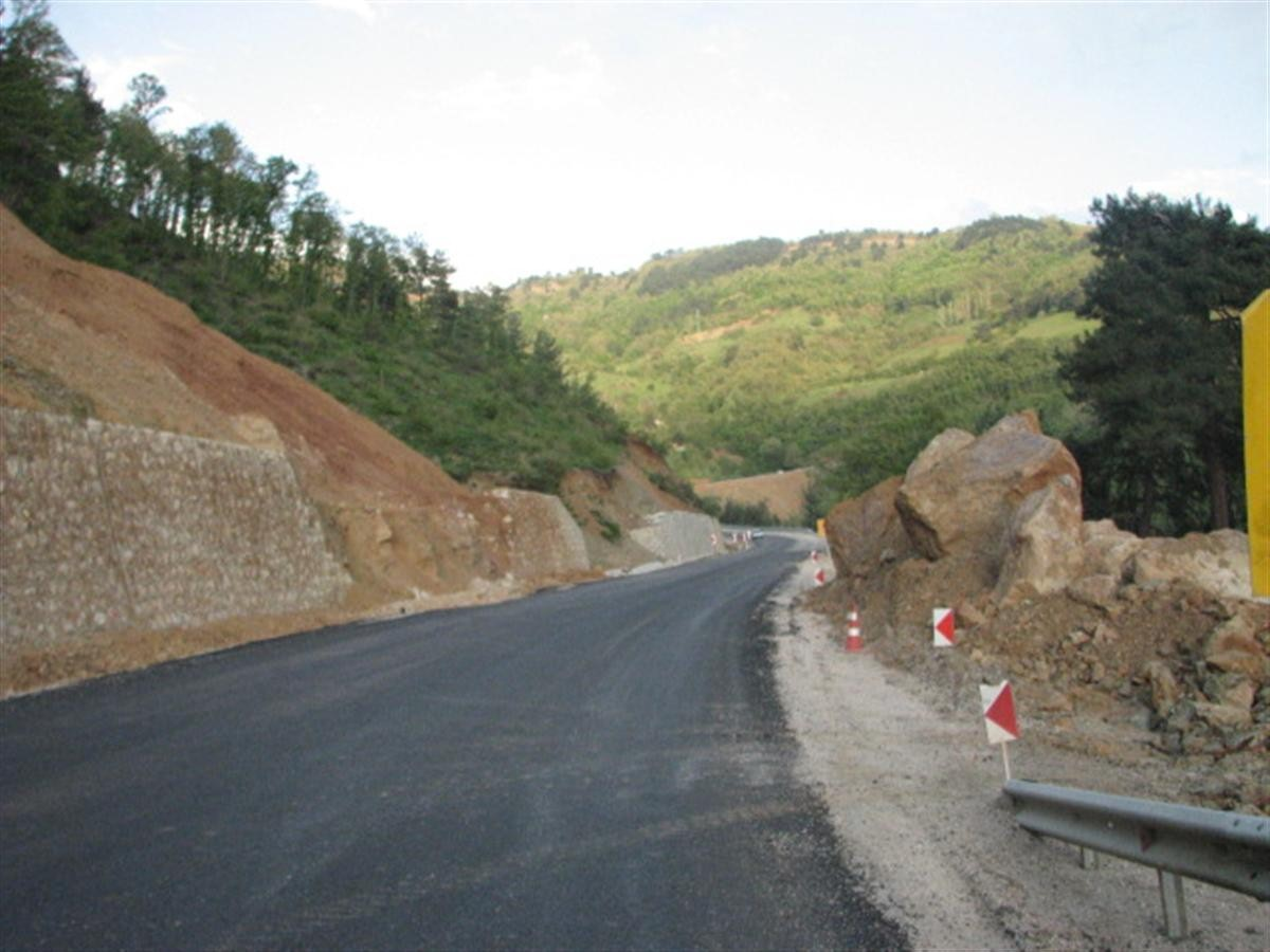 Keles-Bursa Yolu Faciaya Davetiye Çıkarıyor