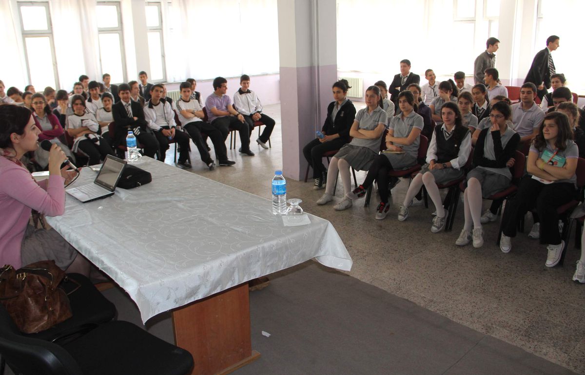 Öğrencilere Meslek Tanıtımı Eğitimi