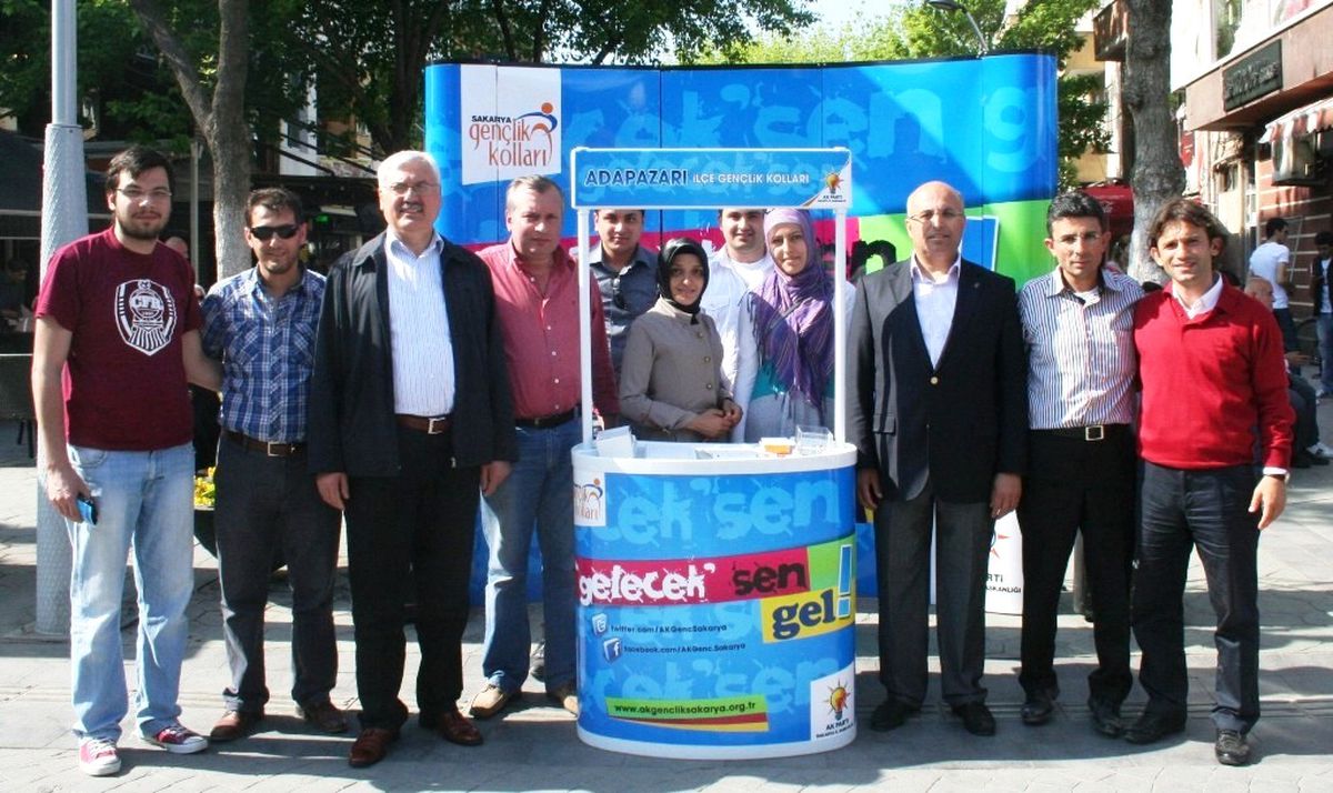 Sakarya AK Parti\'de Üye Çalışmaları