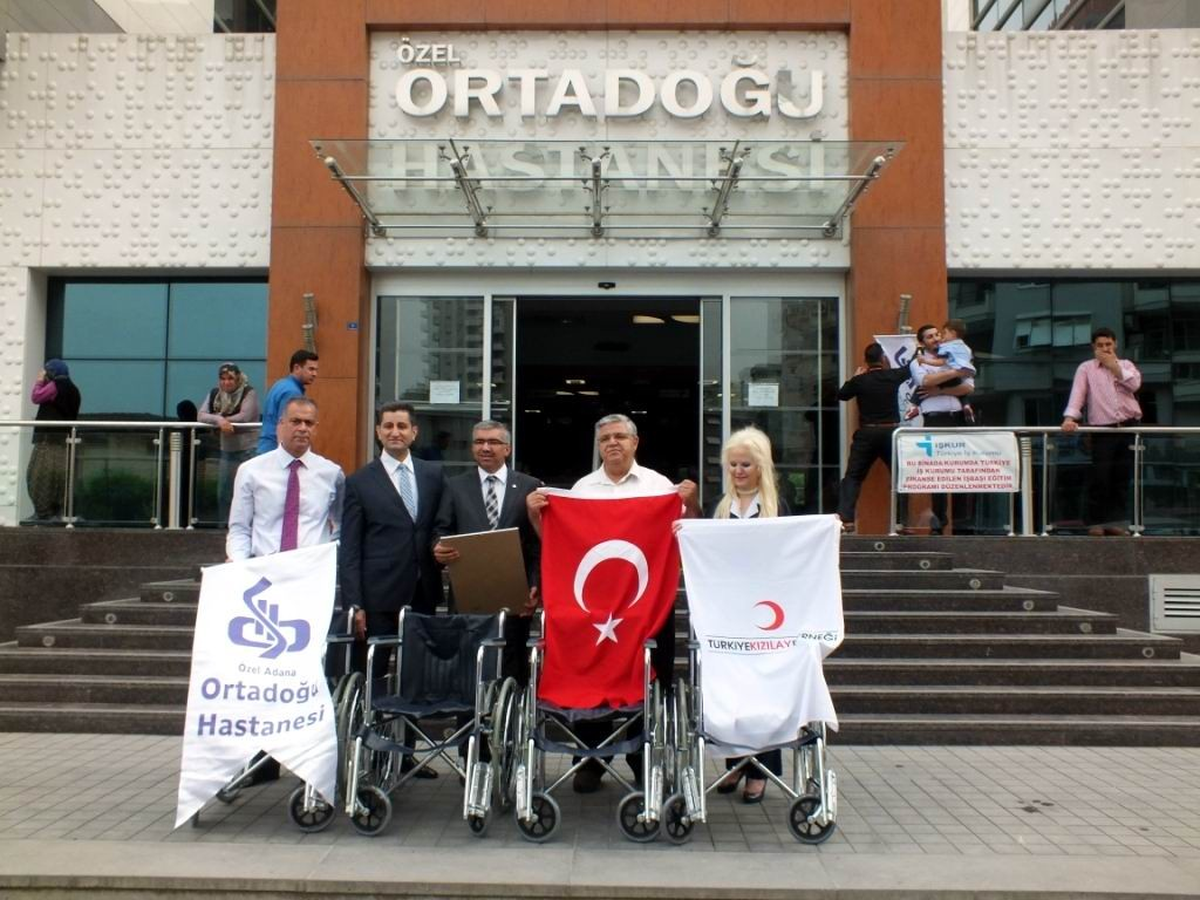 Suriyelilere Tekerlekli Sandalye Bağışı