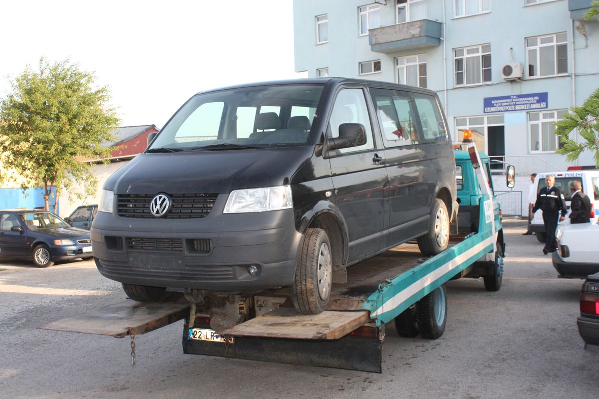 Süt Üreticileri Birliğine Ait Resmi Plakalı Minibüs Çalındı