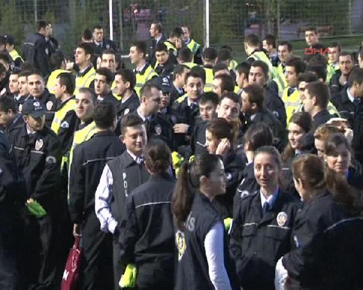 Takviye Polisler 1 Mayıs İçin İstanbul'da