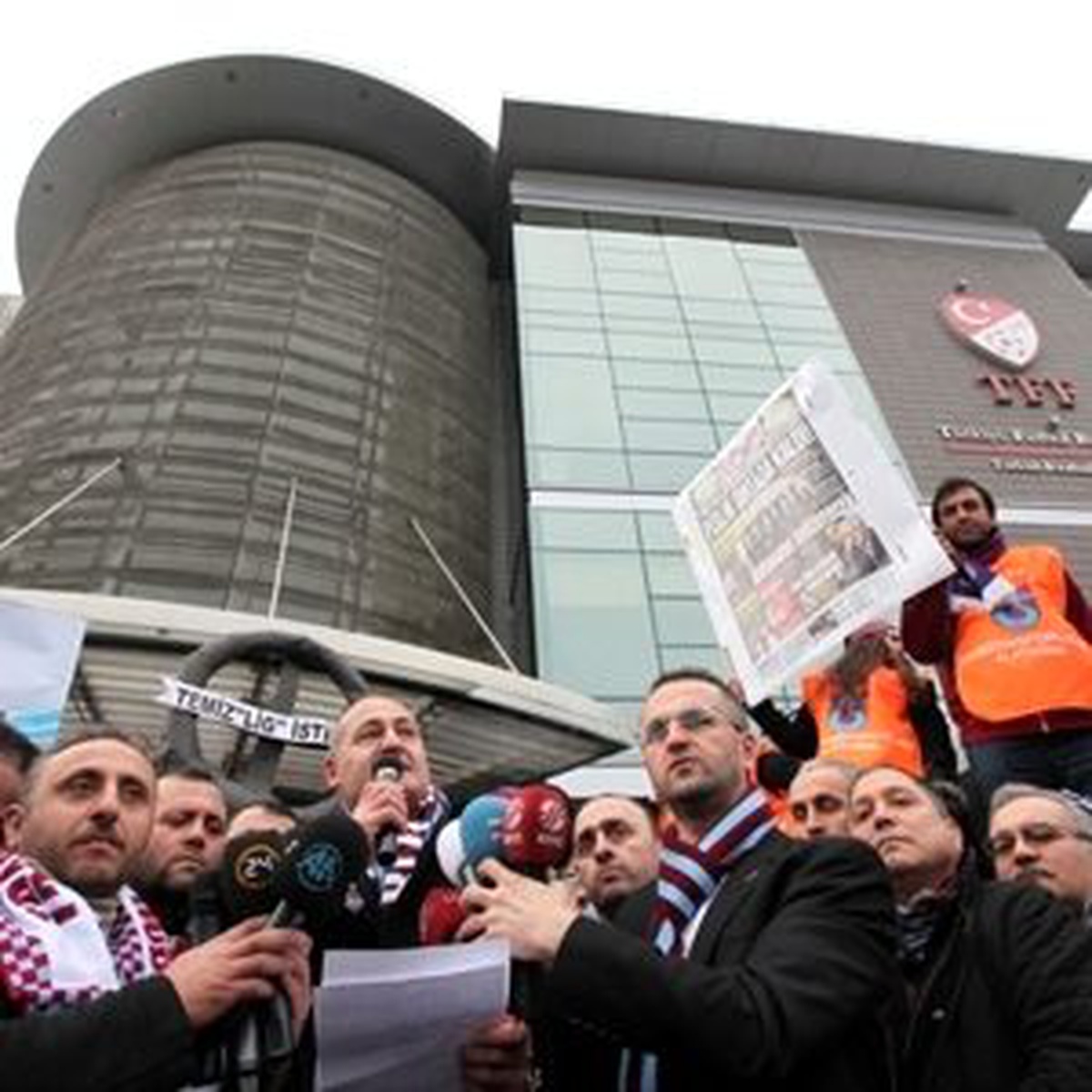 Taraftarlardan TFF\'ye Tepki Büyük