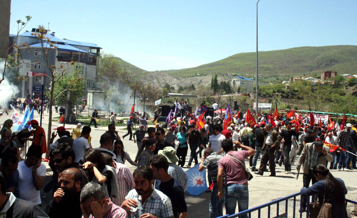 Tunceli\'de Olaylı 1 Mayıs