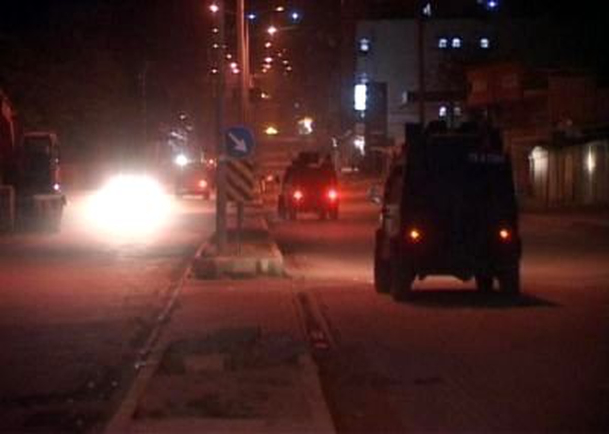 Cizre\'de İzinsiz Gösteriye Polis Müdahalesi