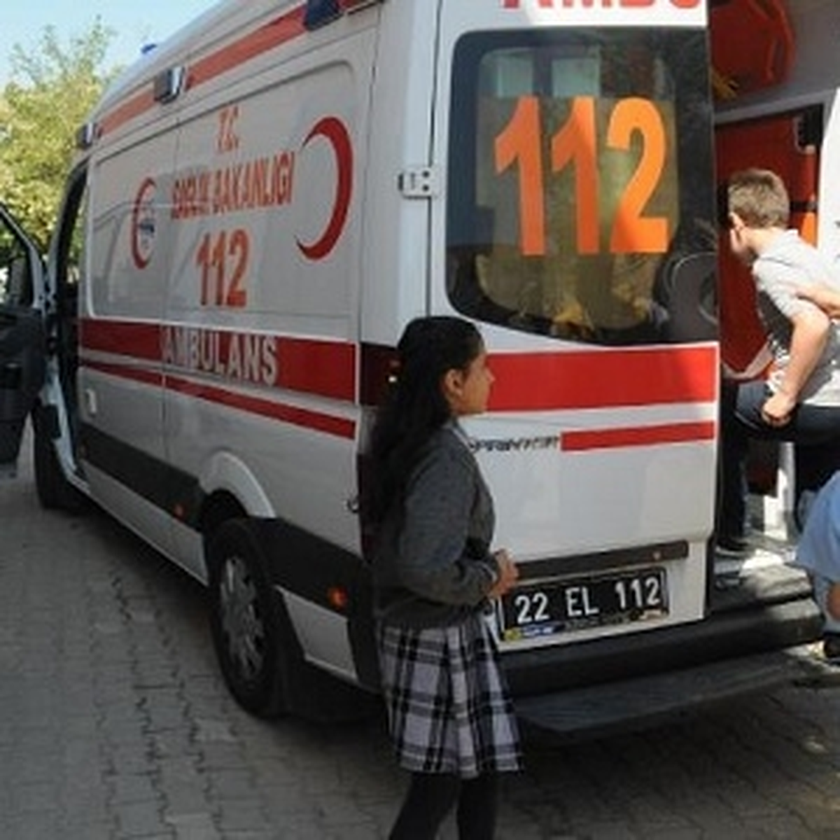 Edirne\'de 30 Öğrenci Zehirlendi