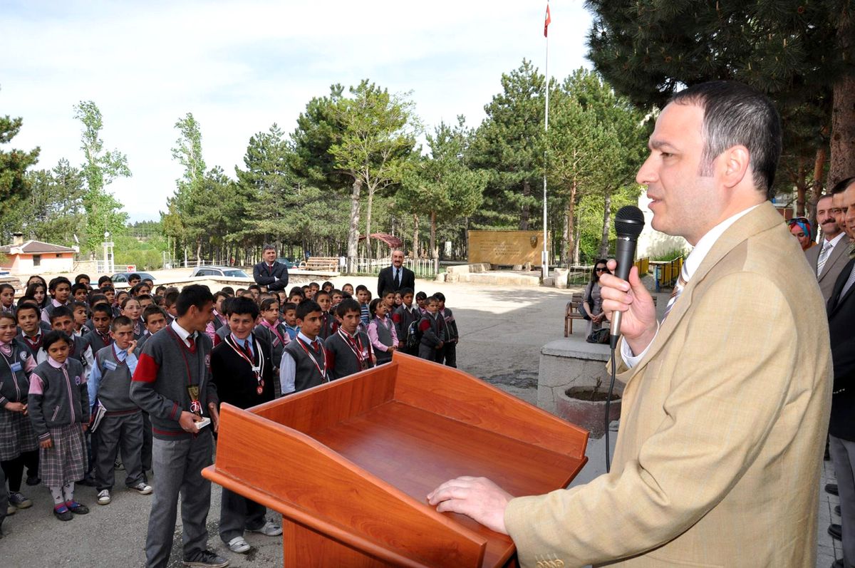 Güreşçi Öğrenciler Ödüllendirildi
