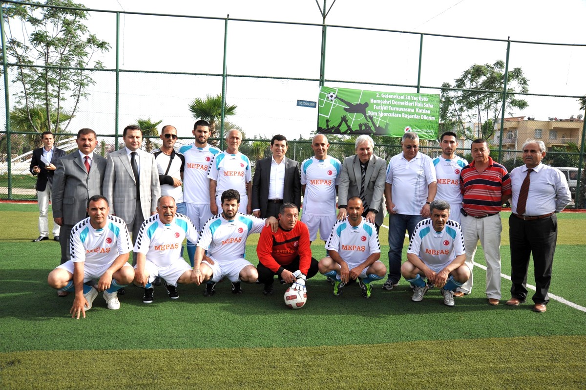 Hemşehri Dernekleri Futbol Turnuvası Başladı
