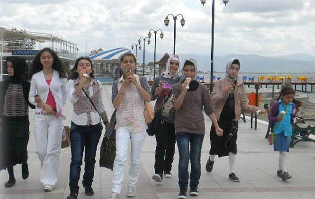 Hizan Lisesi Öğrencileri İzmir'den Döndü