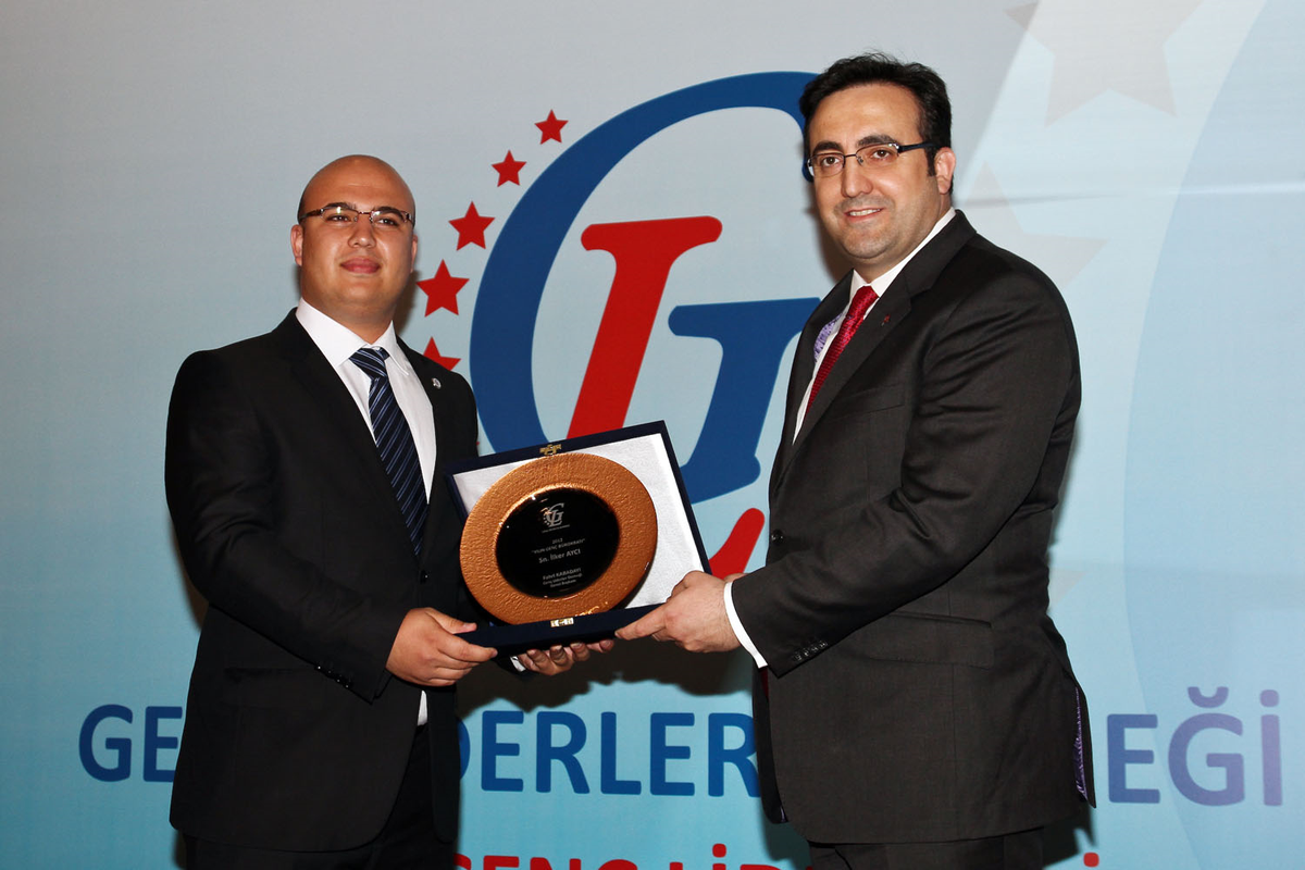 İlker Aycı, Yılın Bürokratı Seçildi