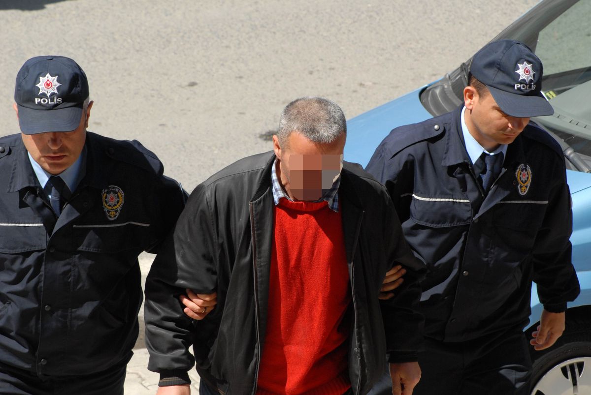 İş Vaadiyle Dolandırdı