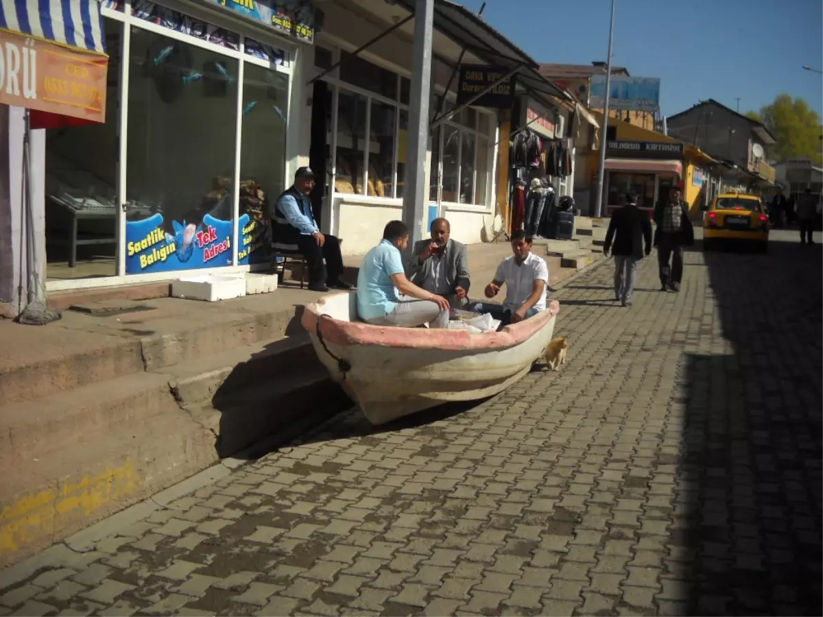 Karada Sandal Sefası