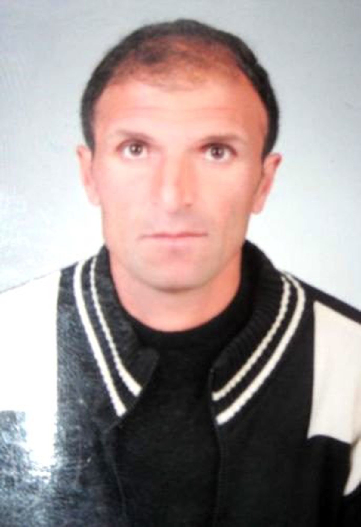 Otomobilinin Yanında Yaralı Bulundu (1)