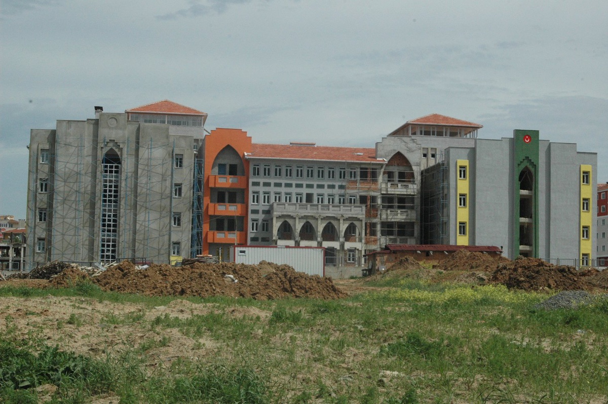 Reşadiye İlköğretim Okulu Tamamlanma Aşamasına Geldi