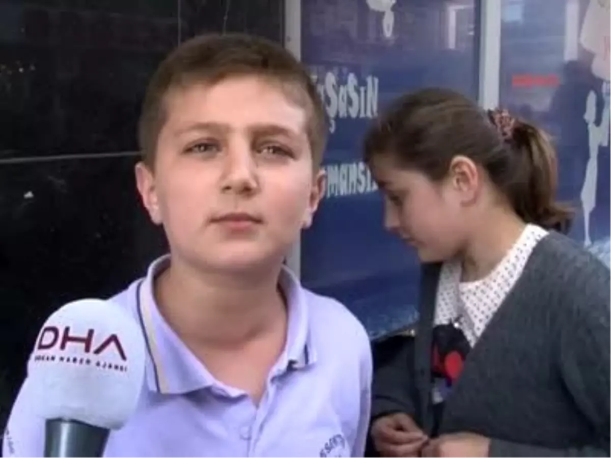 Sultangazi\'de Sütten Zehirlenme İddiası... 60 Öğrenci Hastaneye Kaldırıldı