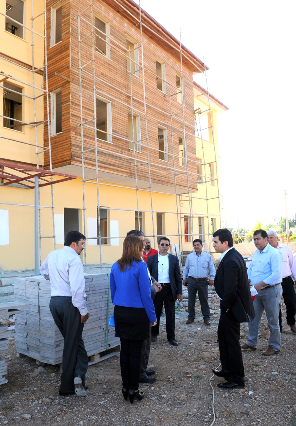 Tütüncü, 'Kepez'i Semt Konaklarıyla Donatacağız'