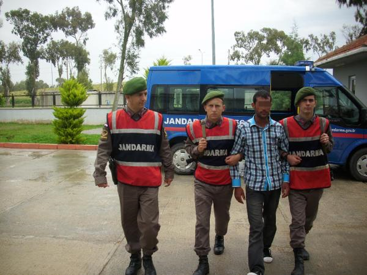 13 Yaşındaki Kızı Öz Babası Kumar Borcuna Karşılık Sattı
