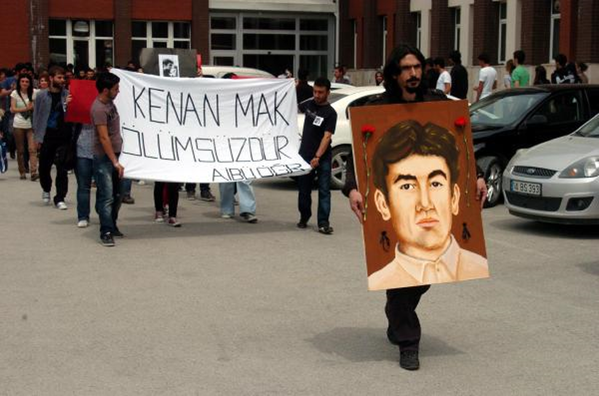 14 Yıl Önce Öldürülen Üniversitelinin Anmasında Gerginliği Polis Önledi