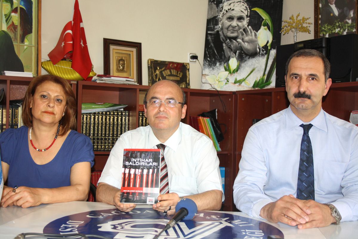 Adü Öğretim Üyesi Sevinçok Kitabını Tanıttı