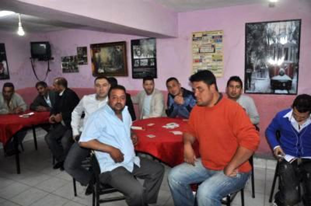 AKP\'den Romanlara Ziyaret