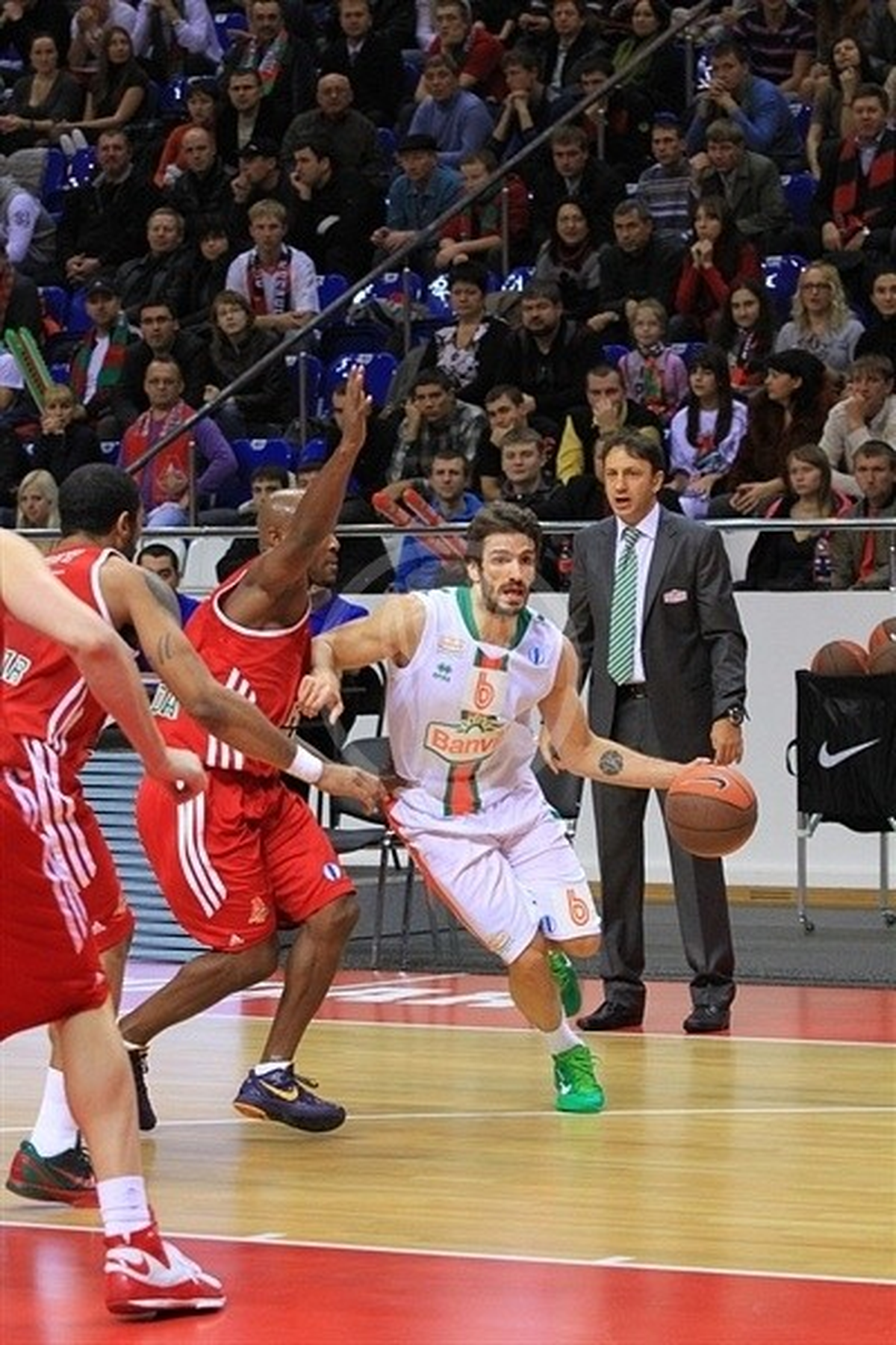 Banvit Aliağa Petkim'i Ağırlıyor