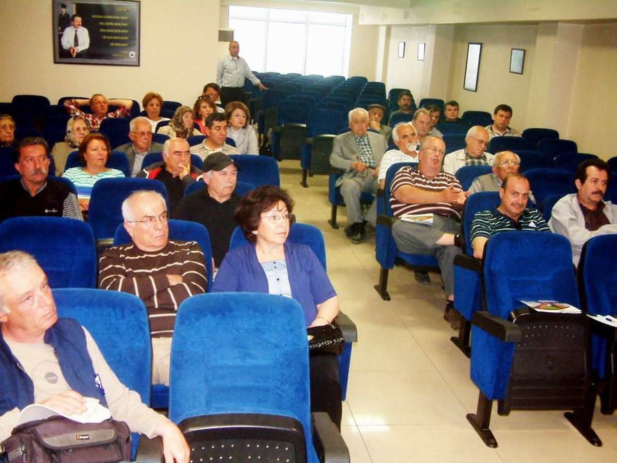 Burhaniye\'de Genç Mühendis Başlak Güneş Enerjisini Anlattı