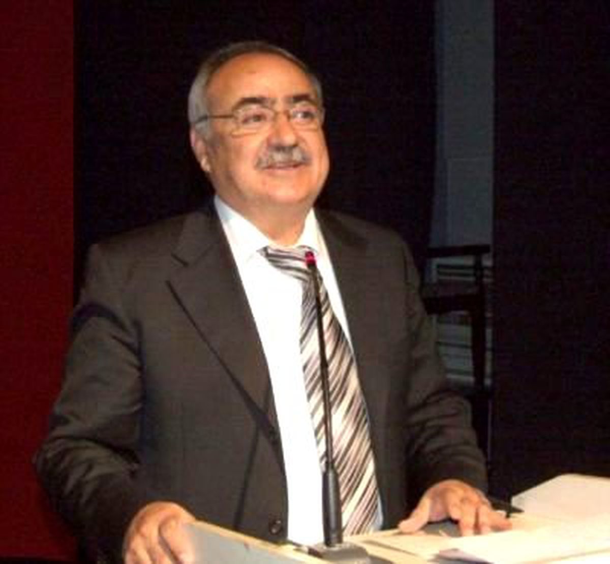 Denizli\'de \'Okul Sütü\'ne Yakın Takip