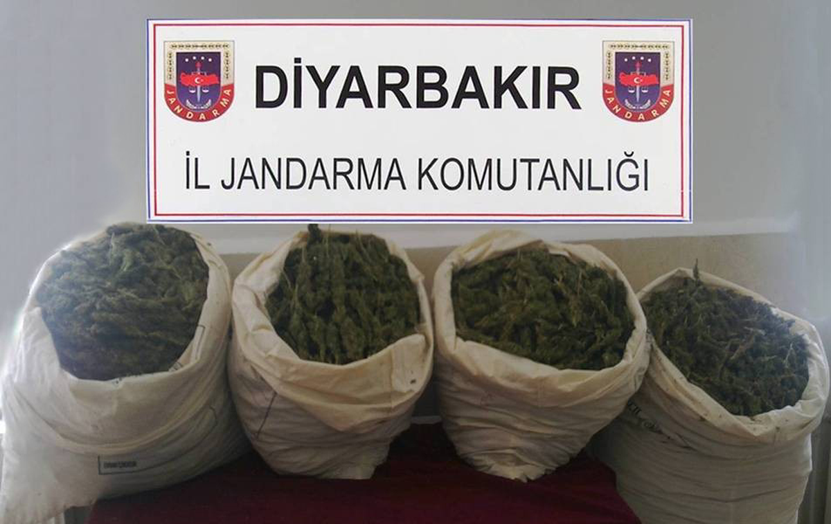 Diyarbakır\'da Esrar Operasyonu