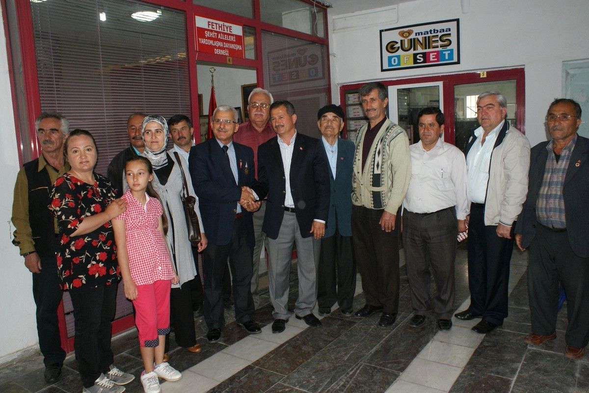 Esnaf Odasından Gaziler Derneğine Anlamlı Hediye