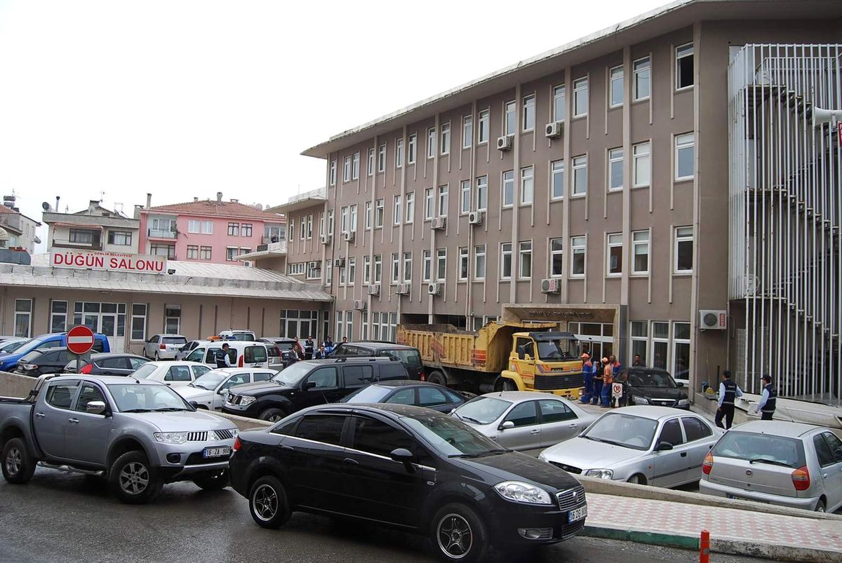 Gemlik Belediyesi Taşınıyor