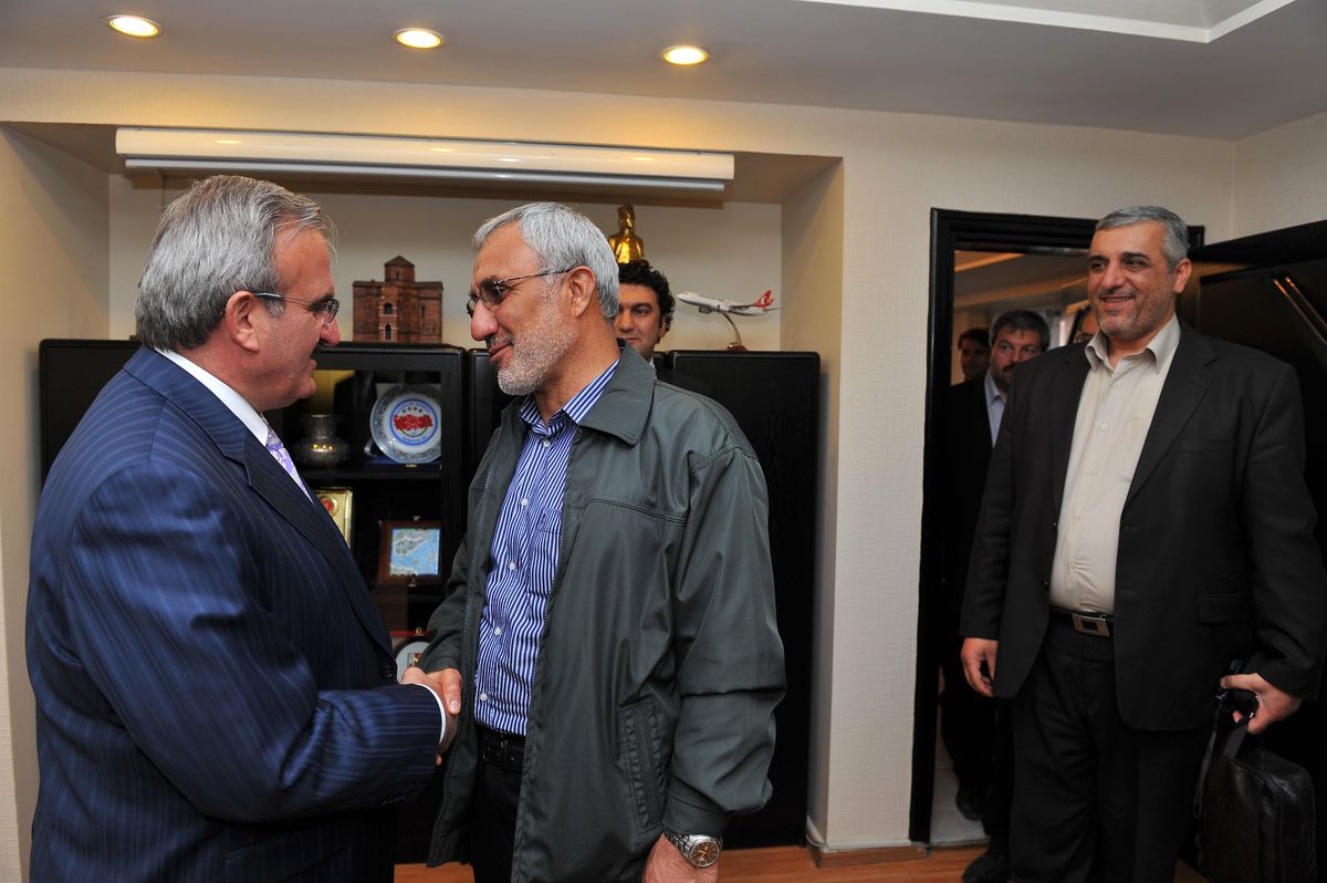 İran Heyeti Deprem Tecrübesini Paylaşmak İçin Van\'da