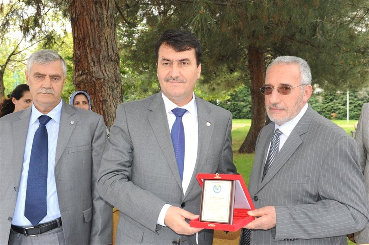 İşçilerin Davul Zurnalı Sözleşme Sevinci