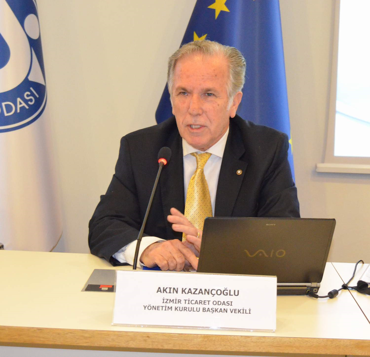 İzmirli Firmalar Markalaşma Yolunda