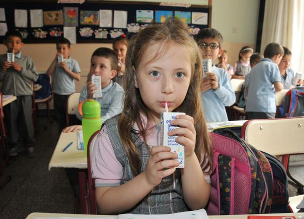 Kocaeli\'de "Çocuklarıma Süt Vermeyin" Dilekçeleri
