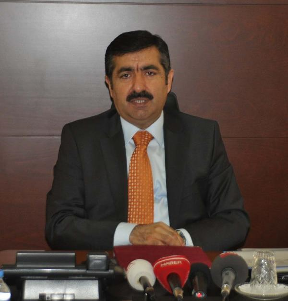 Konya Valisi Doğan: 19 Mayıs Statlarda Değil, Caddelerde Kutlanacak