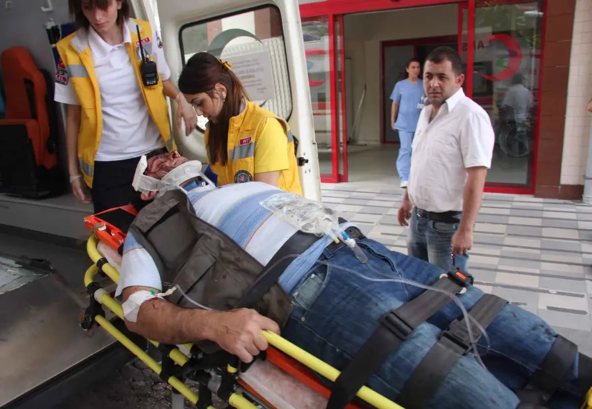 Pazarda Yer Kavgası: 6 Yaralı