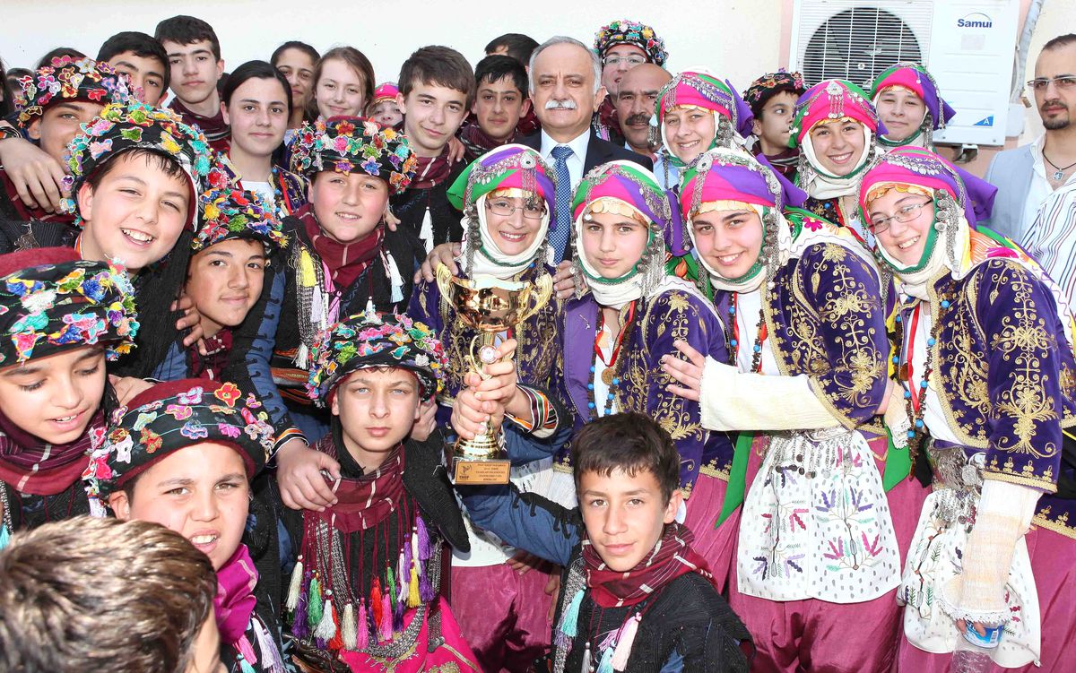 Şampiyon Zeybeklere Destek Bayraklı'dan