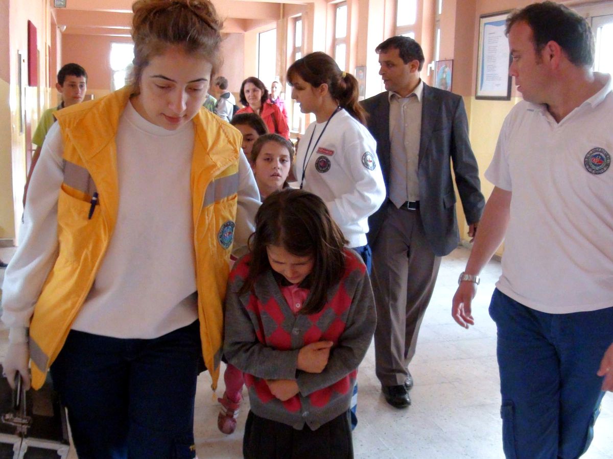 Süt Dağıtımının Başladığı Bartın\'da 5 Öğrenci Zehirlendi