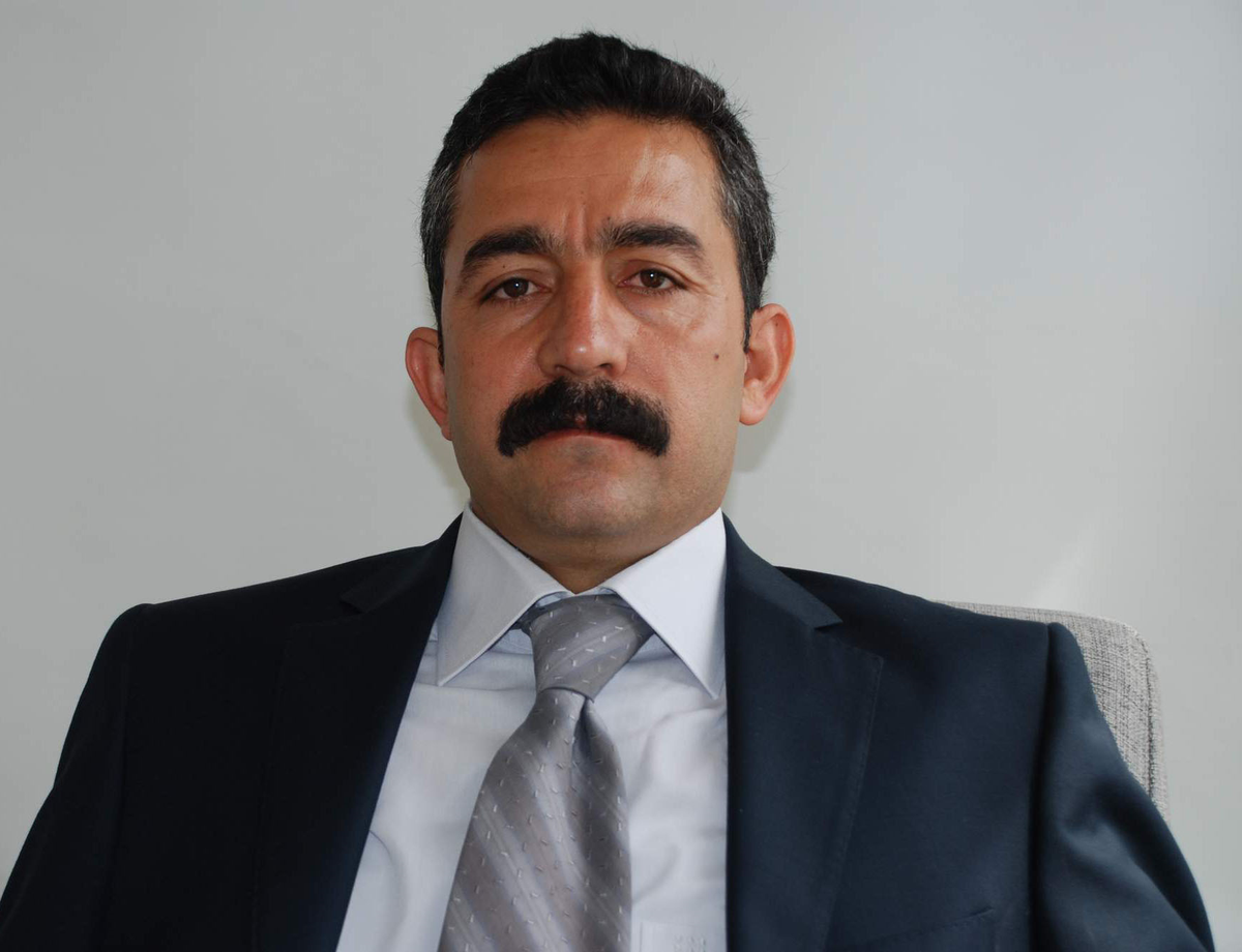 Tutuklu Milletvekilinin Danışmanlığı İçin 15 Yıllık Mesleginden İstifa Etti