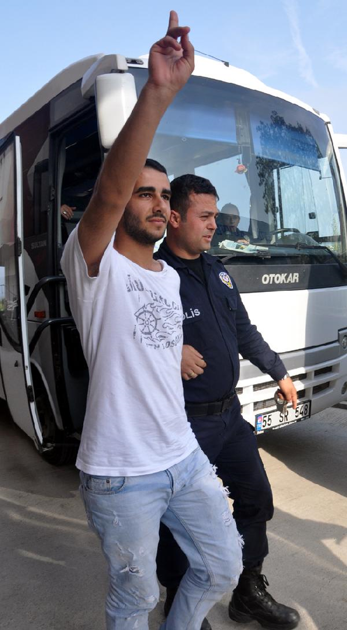 Üniversitelilerin Stant Kavgası; 13 Gözaltı